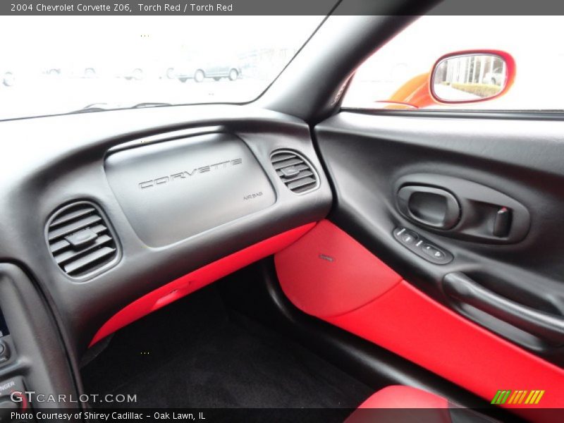 Torch Red / Torch Red 2004 Chevrolet Corvette Z06