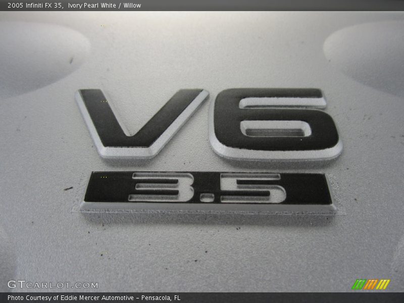 Ivory Pearl White / Willow 2005 Infiniti FX 35