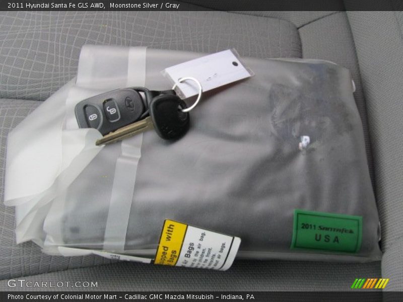 Moonstone Silver / Gray 2011 Hyundai Santa Fe GLS AWD