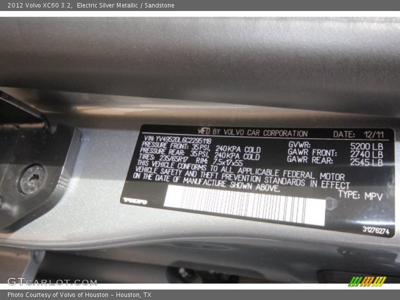 Electric Silver Metallic / Sandstone 2012 Volvo XC60 3.2