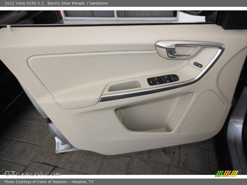 Electric Silver Metallic / Sandstone 2012 Volvo XC60 3.2