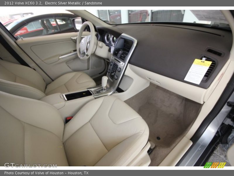 Electric Silver Metallic / Sandstone 2012 Volvo XC60 3.2