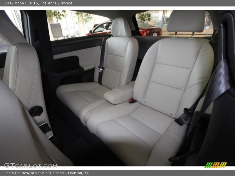 Ice White / Blonde 2012 Volvo C30 T5