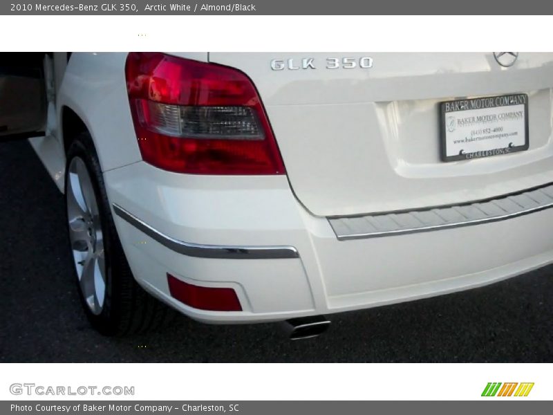 Arctic White / Almond/Black 2010 Mercedes-Benz GLK 350