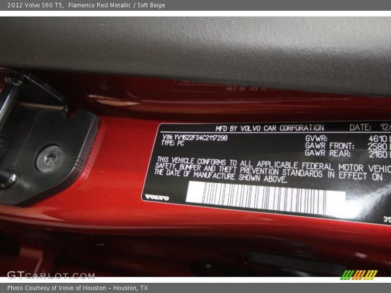 Flamenco Red Metallic / Soft Beige 2012 Volvo S60 T5