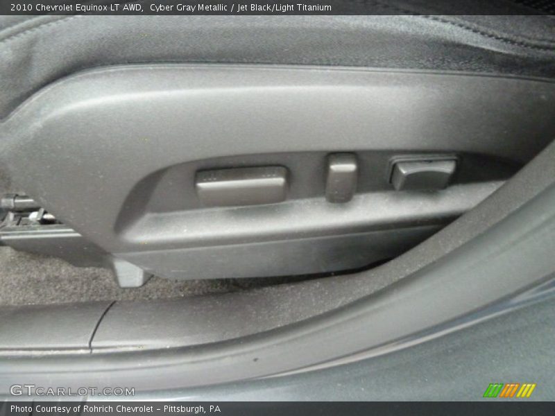 Cyber Gray Metallic / Jet Black/Light Titanium 2010 Chevrolet Equinox LT AWD
