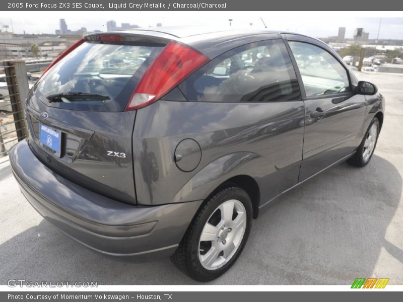 Liquid Grey Metallic / Charcoal/Charcoal 2005 Ford Focus ZX3 SES Coupe