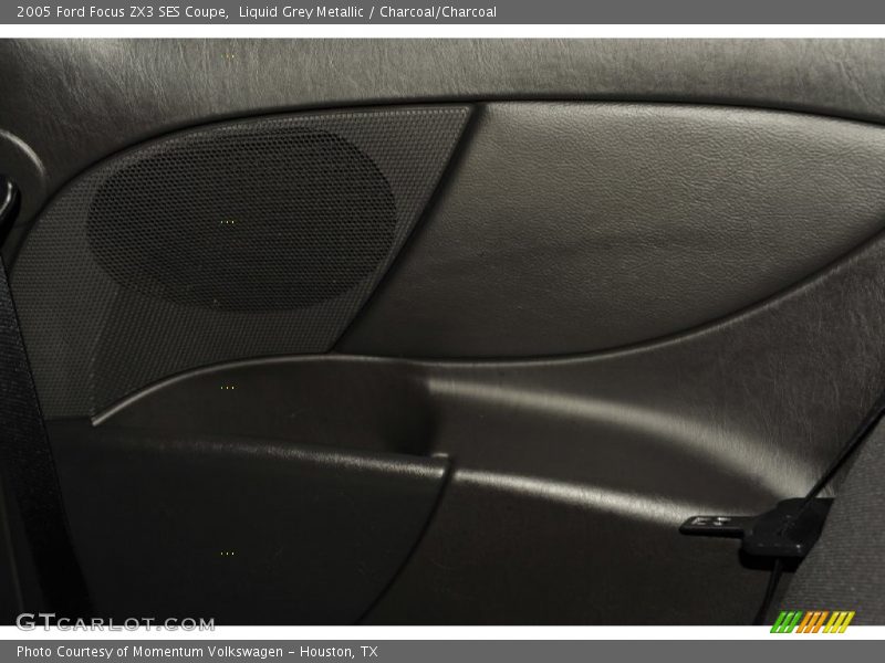 Liquid Grey Metallic / Charcoal/Charcoal 2005 Ford Focus ZX3 SES Coupe