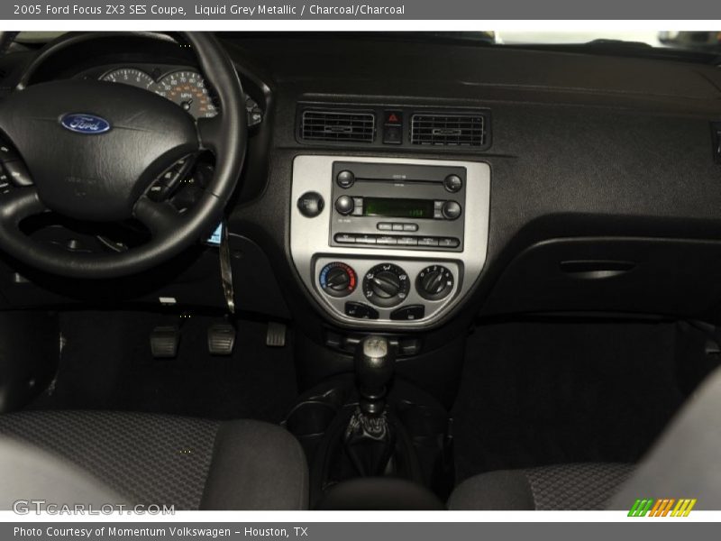 Liquid Grey Metallic / Charcoal/Charcoal 2005 Ford Focus ZX3 SES Coupe