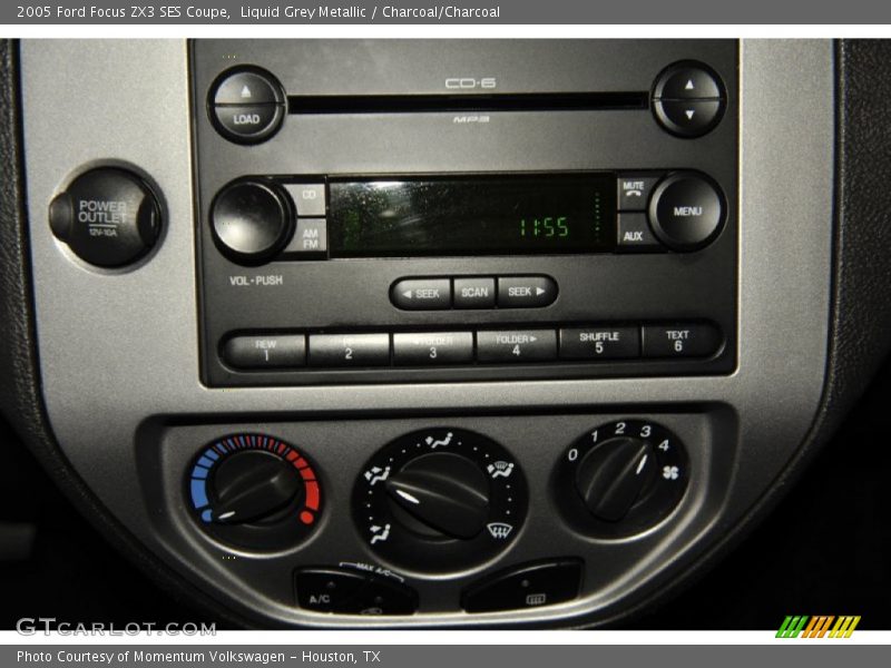 Liquid Grey Metallic / Charcoal/Charcoal 2005 Ford Focus ZX3 SES Coupe