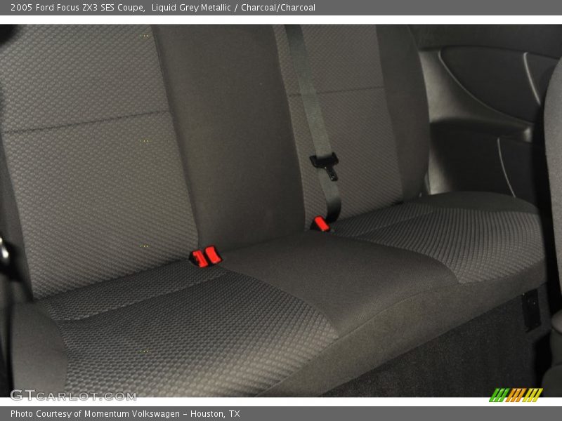 Liquid Grey Metallic / Charcoal/Charcoal 2005 Ford Focus ZX3 SES Coupe
