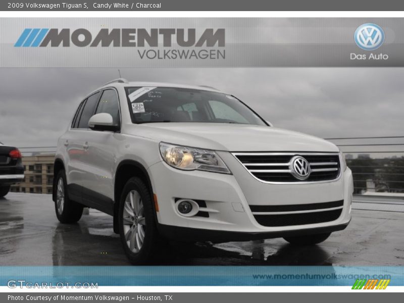Candy White / Charcoal 2009 Volkswagen Tiguan S