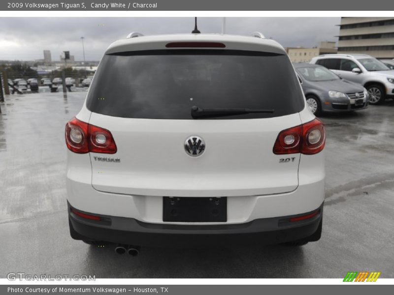 Candy White / Charcoal 2009 Volkswagen Tiguan S