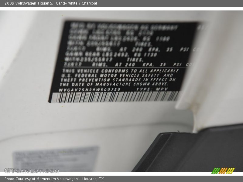 Candy White / Charcoal 2009 Volkswagen Tiguan S