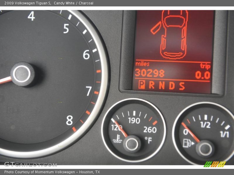 Candy White / Charcoal 2009 Volkswagen Tiguan S