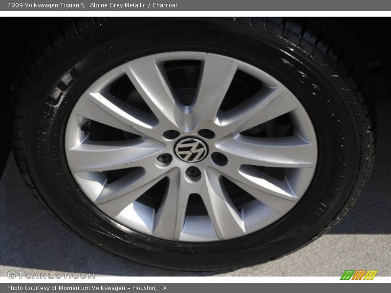 Alpine Grey Metallic / Charcoal 2009 Volkswagen Tiguan S