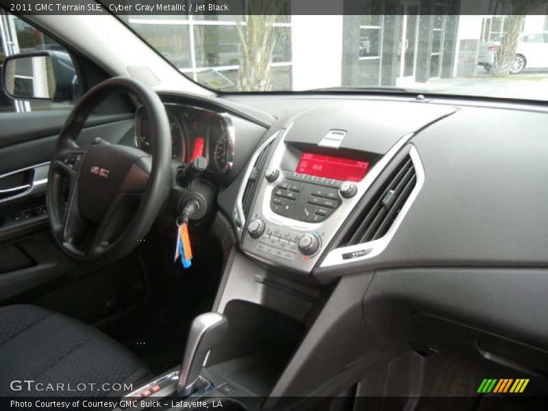 Cyber Gray Metallic / Jet Black 2011 GMC Terrain SLE