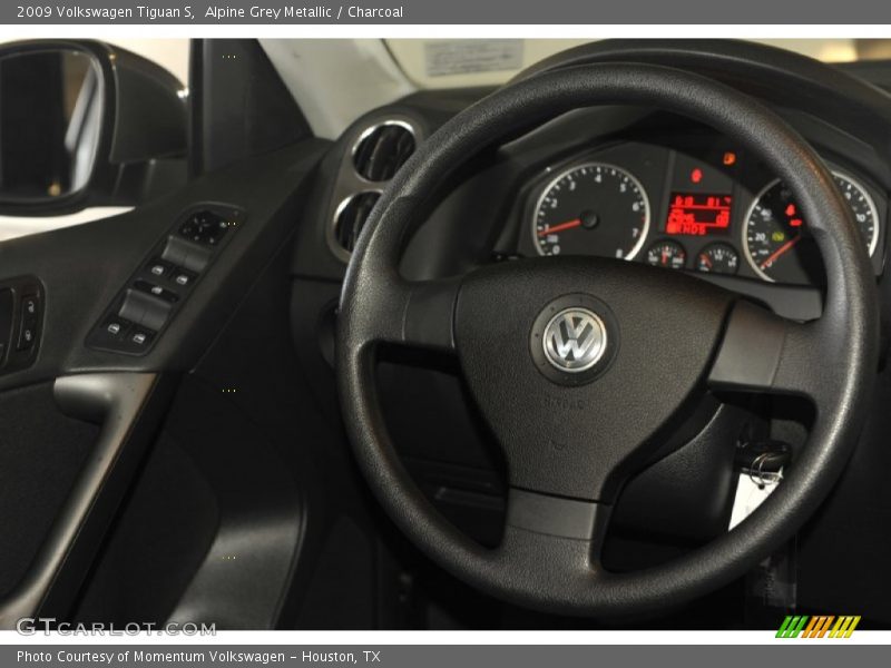 Alpine Grey Metallic / Charcoal 2009 Volkswagen Tiguan S