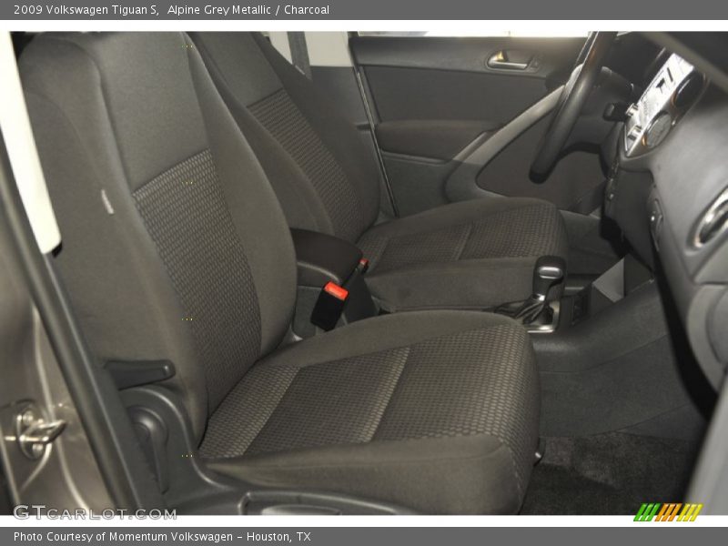 Alpine Grey Metallic / Charcoal 2009 Volkswagen Tiguan S