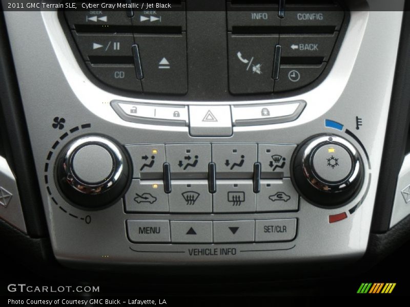 Cyber Gray Metallic / Jet Black 2011 GMC Terrain SLE