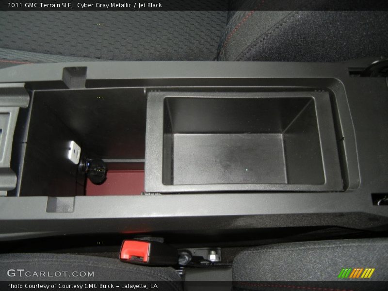 Cyber Gray Metallic / Jet Black 2011 GMC Terrain SLE