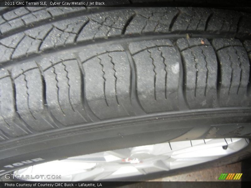 Cyber Gray Metallic / Jet Black 2011 GMC Terrain SLE