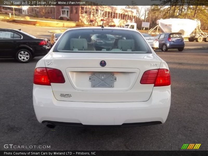 Polar White / Parchment 2007 Saab 9-5 2.3T Sedan