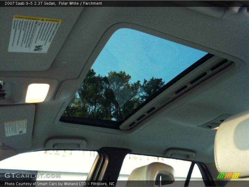 Polar White / Parchment 2007 Saab 9-5 2.3T Sedan