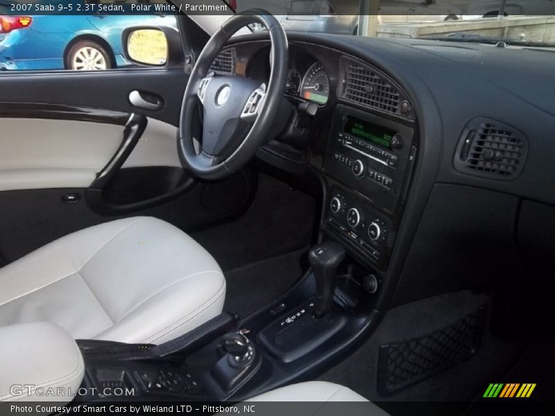 Polar White / Parchment 2007 Saab 9-5 2.3T Sedan