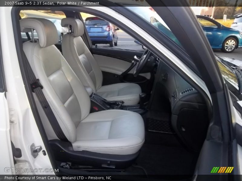  2007 9-5 2.3T Sedan Parchment Interior