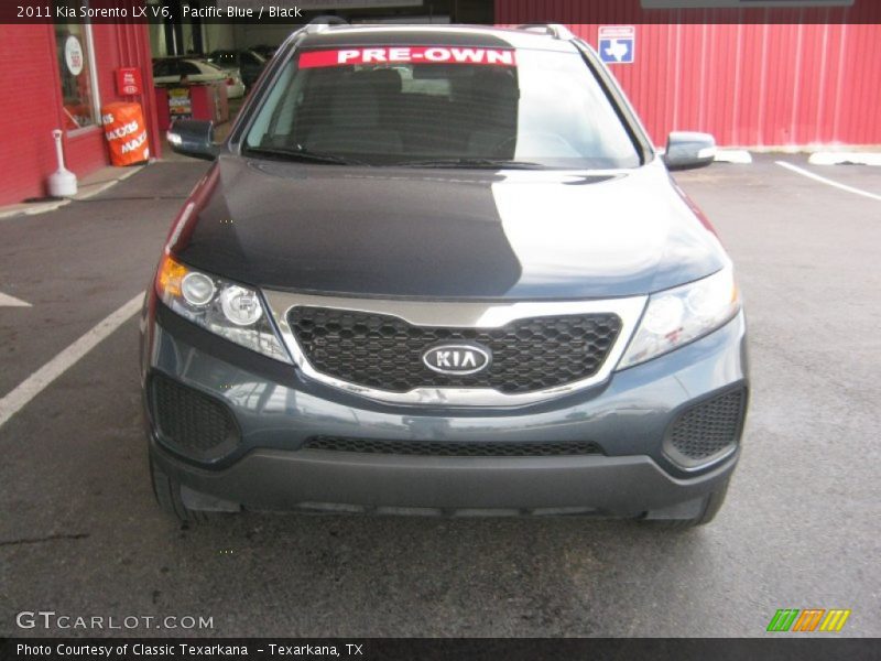 Pacific Blue / Black 2011 Kia Sorento LX V6