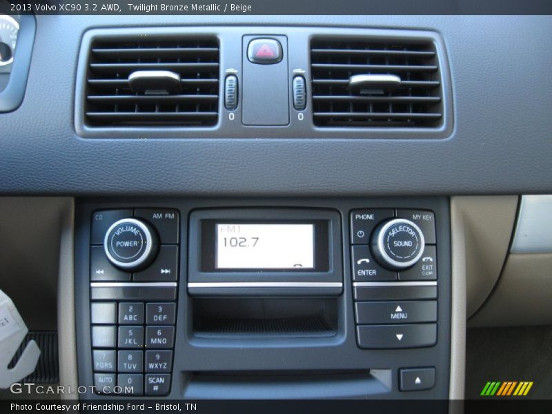 Controls of 2013 XC90 3.2 AWD