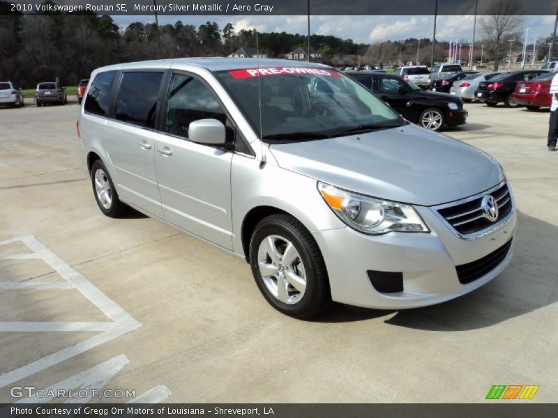 Mercury Silver Metallic / Aero Gray 2010 Volkswagen Routan SE