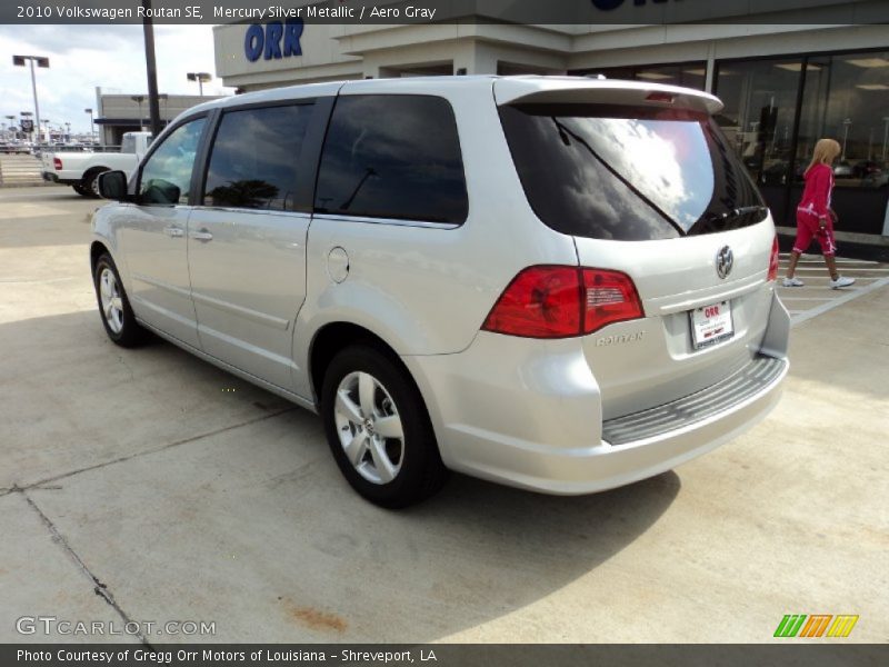 Mercury Silver Metallic / Aero Gray 2010 Volkswagen Routan SE