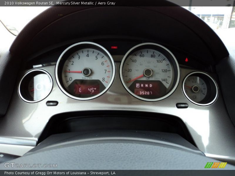 Mercury Silver Metallic / Aero Gray 2010 Volkswagen Routan SE