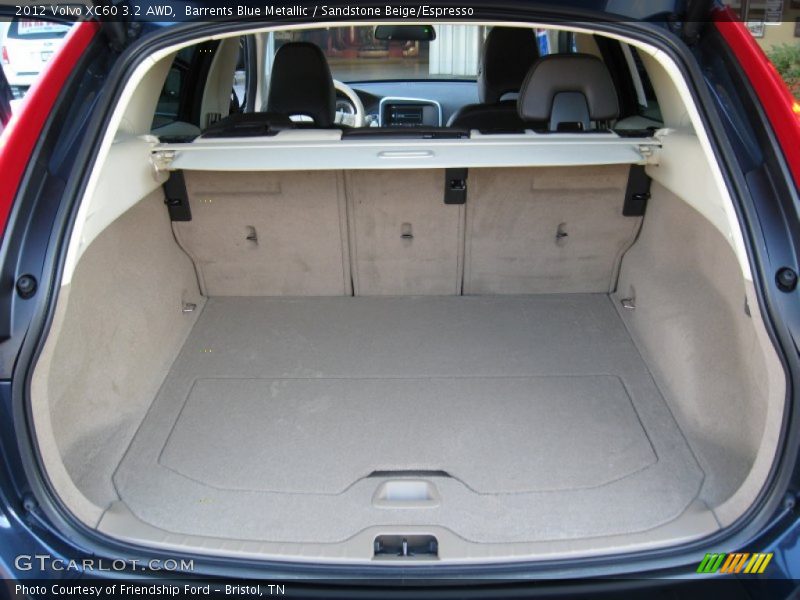  2012 XC60 3.2 AWD Trunk