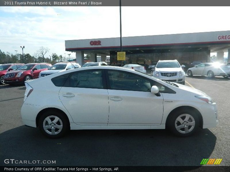 Blizzard White Pearl / Bisque 2011 Toyota Prius Hybrid II