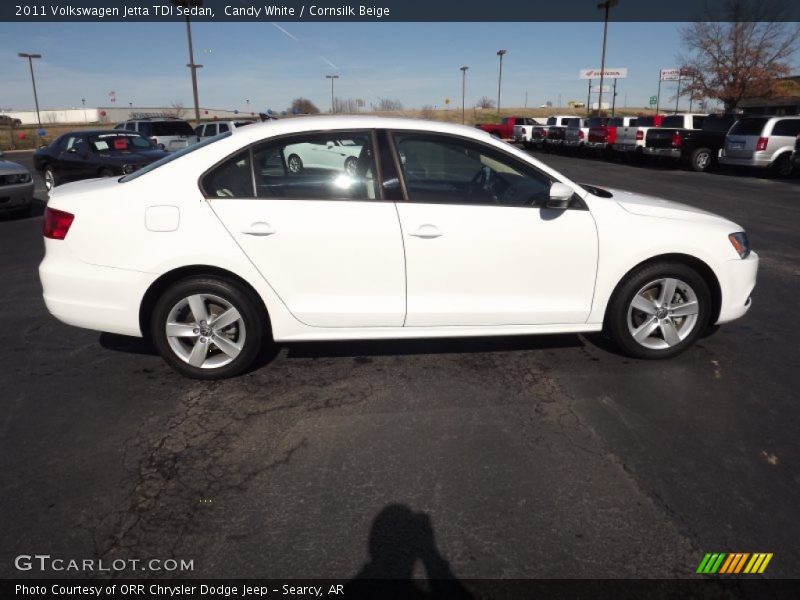 Candy White / Cornsilk Beige 2011 Volkswagen Jetta TDI Sedan