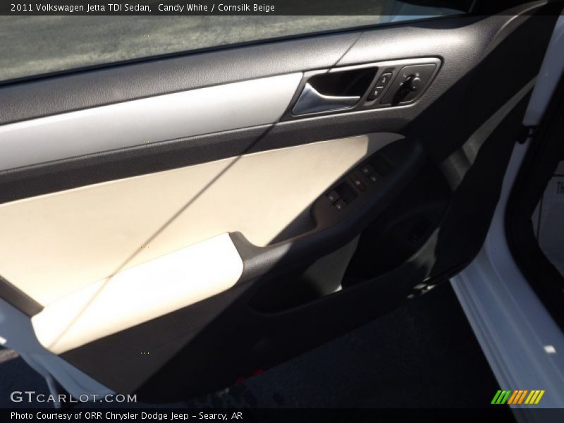 Candy White / Cornsilk Beige 2011 Volkswagen Jetta TDI Sedan