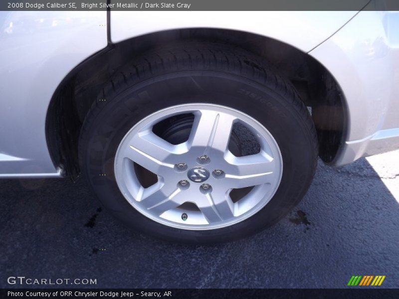 Bright Silver Metallic / Dark Slate Gray 2008 Dodge Caliber SE