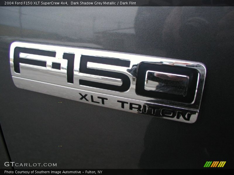  2004 F150 XLT SuperCrew 4x4 Logo