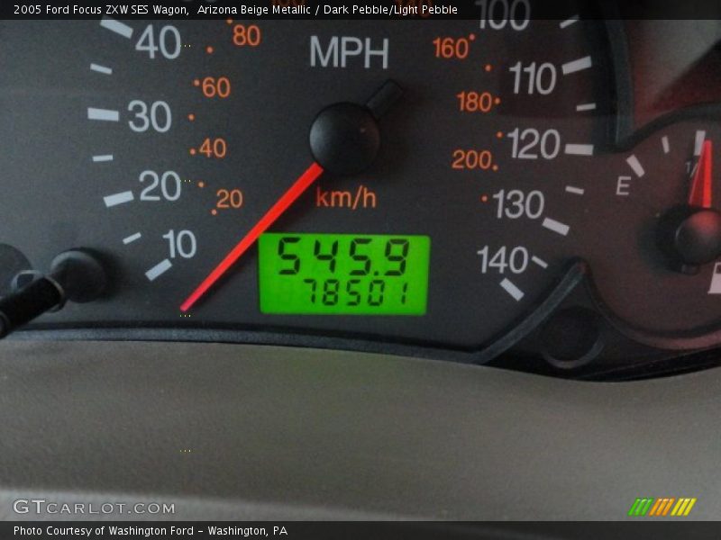 Arizona Beige Metallic / Dark Pebble/Light Pebble 2005 Ford Focus ZXW SES Wagon