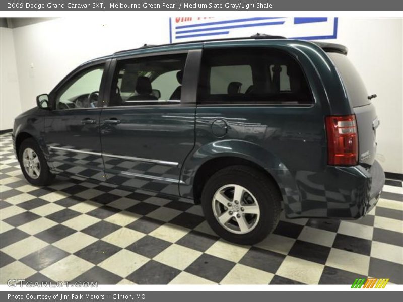 Melbourne Green Pearl / Medium Slate Gray/Light Shale 2009 Dodge Grand Caravan SXT