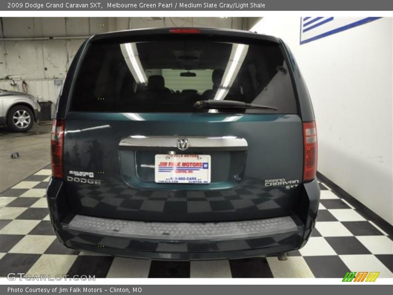 Melbourne Green Pearl / Medium Slate Gray/Light Shale 2009 Dodge Grand Caravan SXT