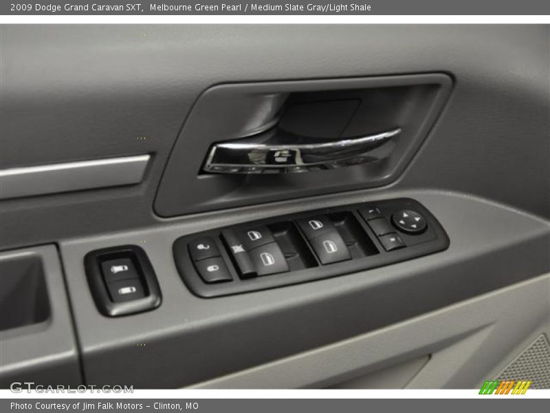 Melbourne Green Pearl / Medium Slate Gray/Light Shale 2009 Dodge Grand Caravan SXT