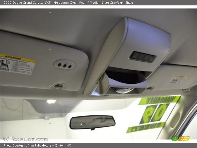 Melbourne Green Pearl / Medium Slate Gray/Light Shale 2009 Dodge Grand Caravan SXT