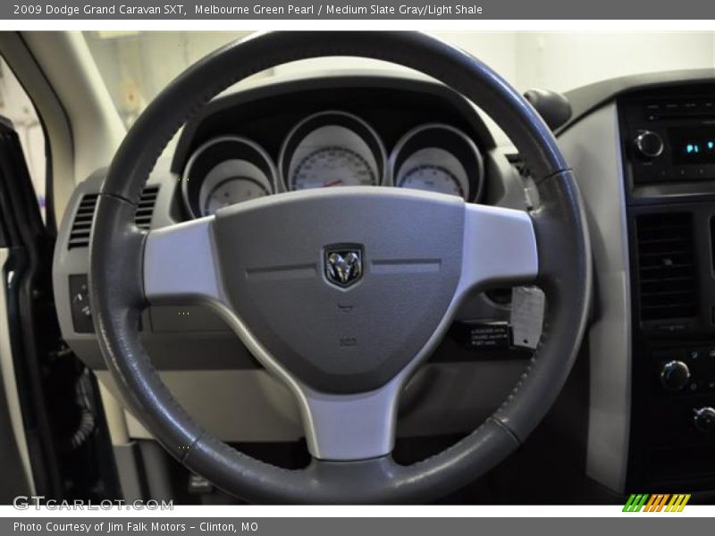 Melbourne Green Pearl / Medium Slate Gray/Light Shale 2009 Dodge Grand Caravan SXT