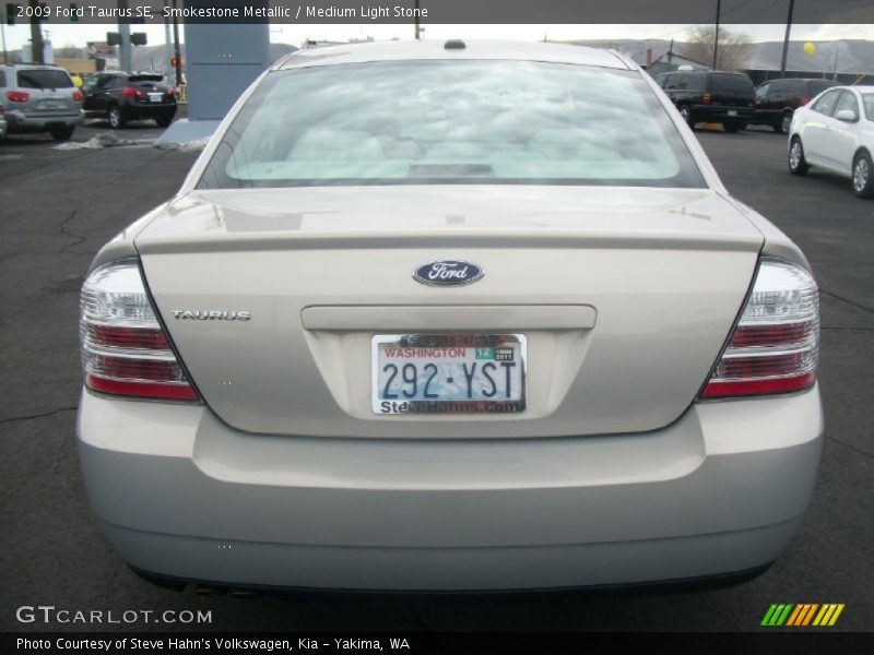 Smokestone Metallic / Medium Light Stone 2009 Ford Taurus SE