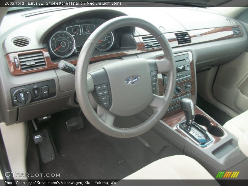 Smokestone Metallic / Medium Light Stone 2009 Ford Taurus SE