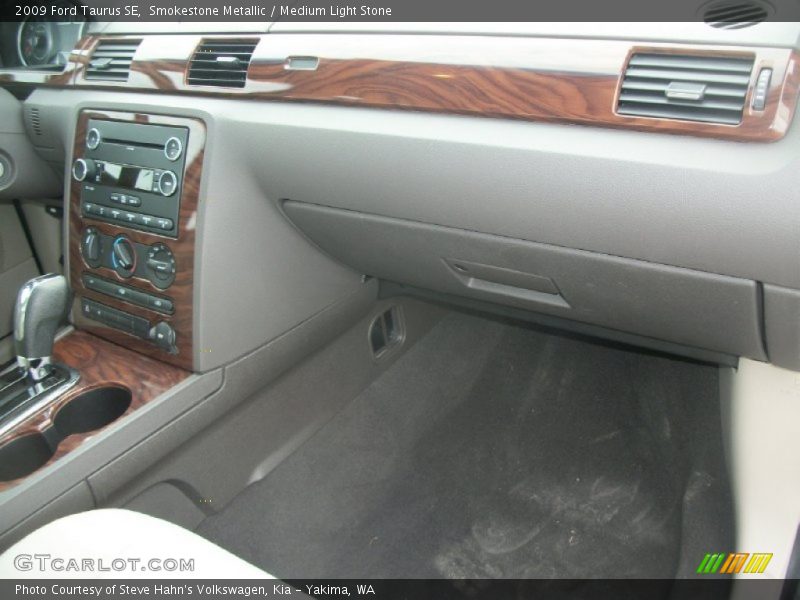 Smokestone Metallic / Medium Light Stone 2009 Ford Taurus SE
